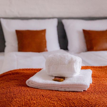 Highlight Am Stadtplatz Muehldorf - C4S Come4Stay - 2 Zimmer Wohnung I Bis Zu 5 Gaeste Zewnętrze zdjęcie